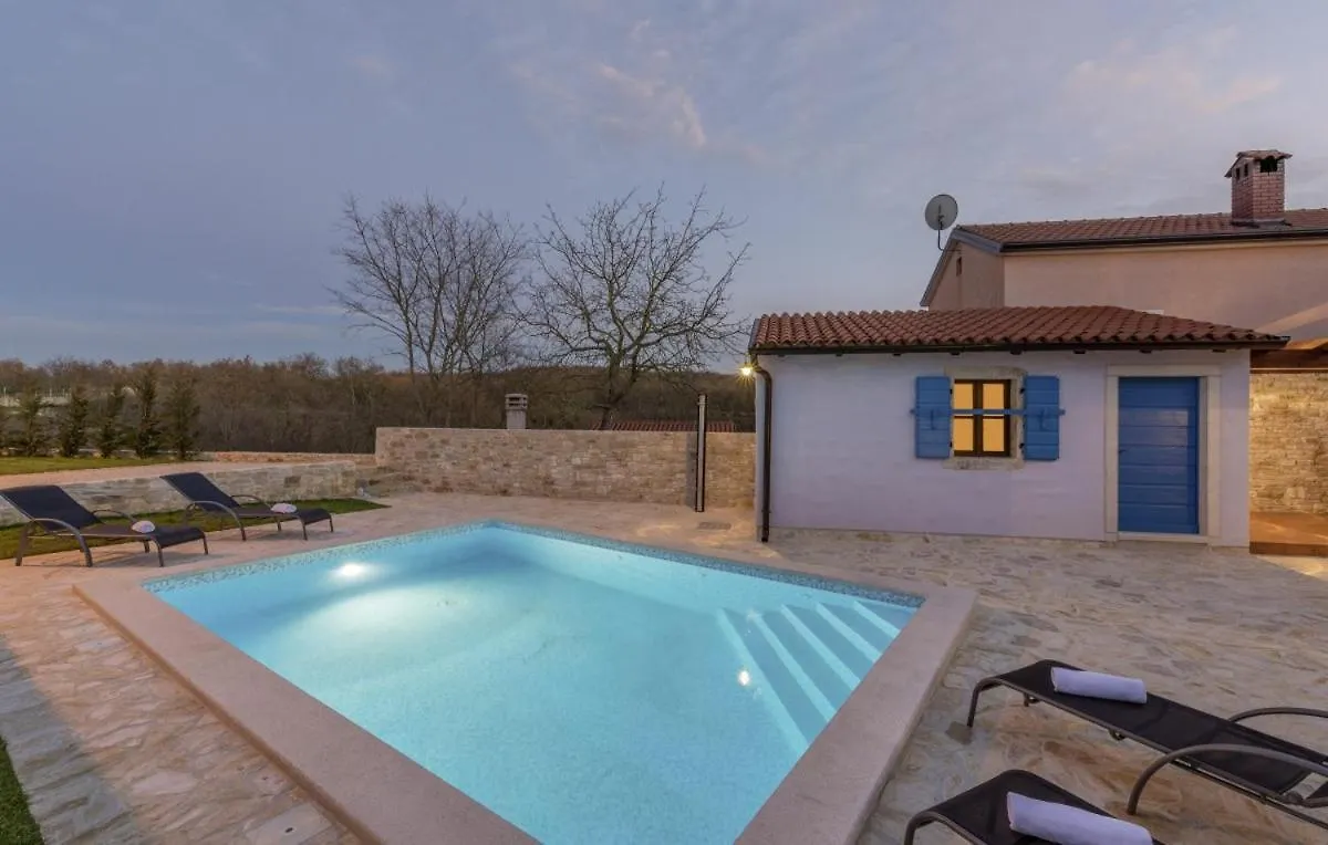 Heritage Villa Croc In Bibali - Haus Fuer 4-6 Personen Buje