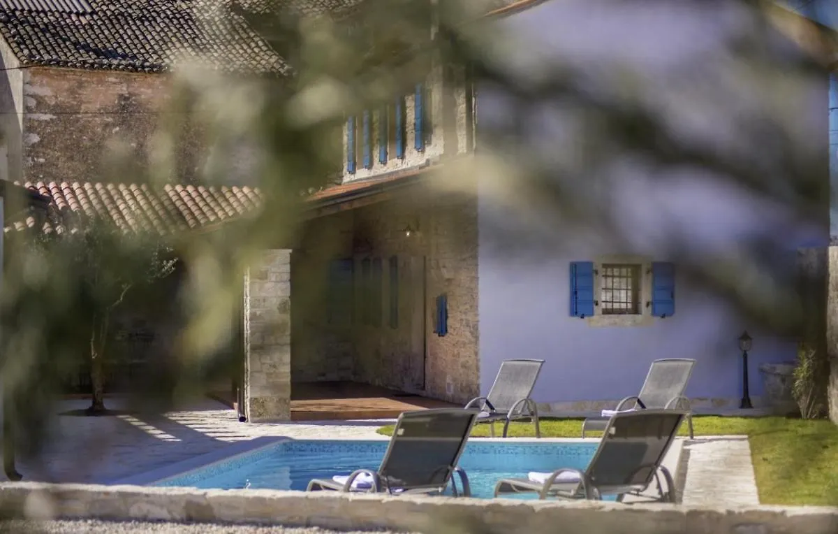 Heritage Villa Croc In Bibali - Haus Fuer 4-6 Personen Buje 0*,  Kroatien